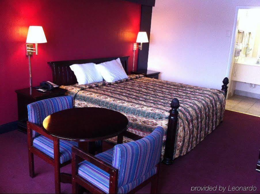 Hotel 6 2*