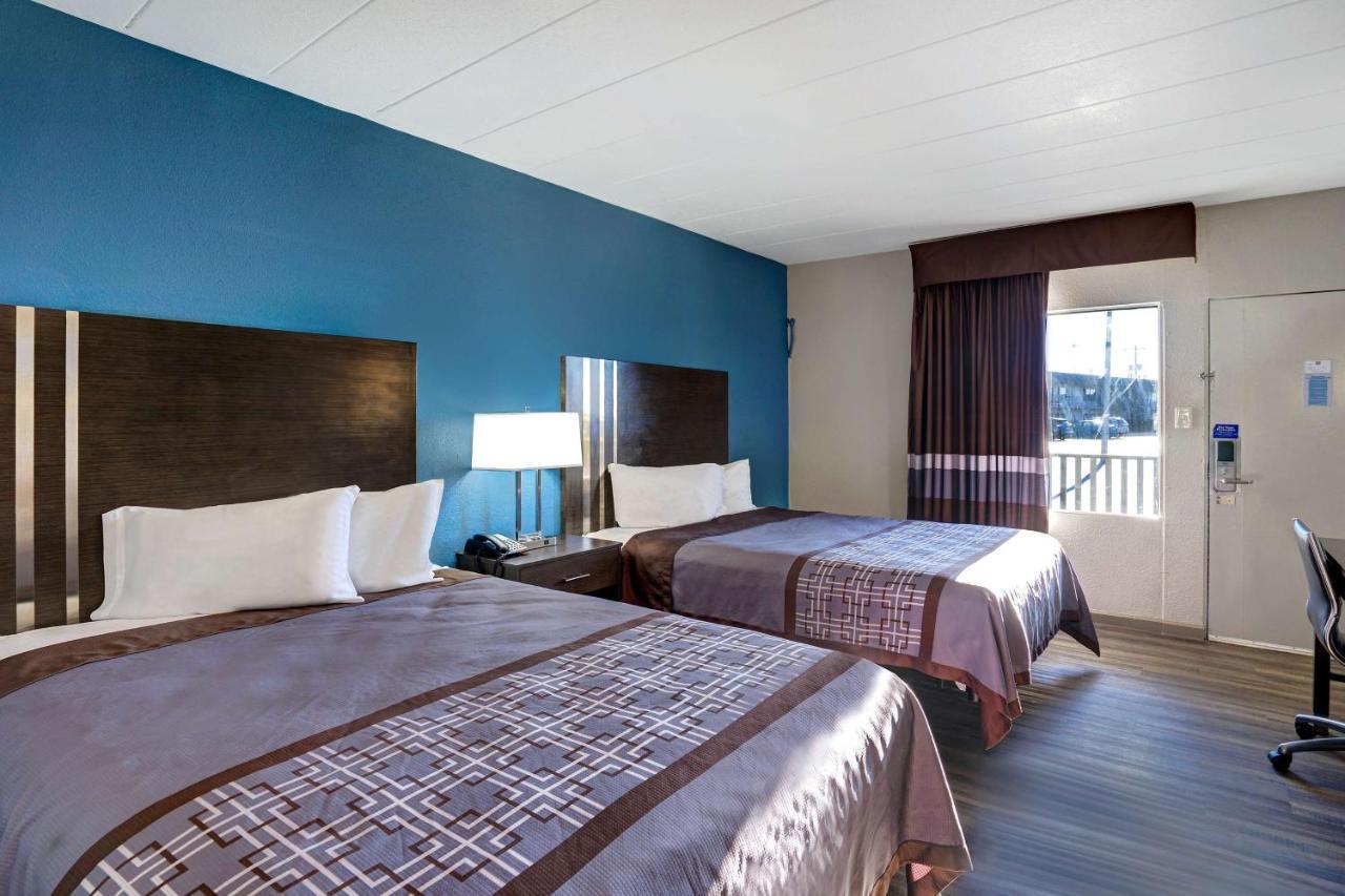 6 Hotel Burlington
